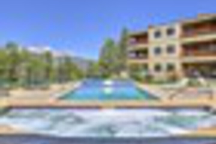 Pool 50 of 105