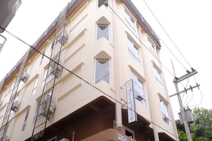 Hotel 79 of 81