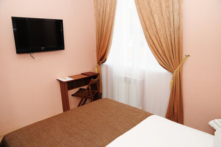 Room 14 of 60