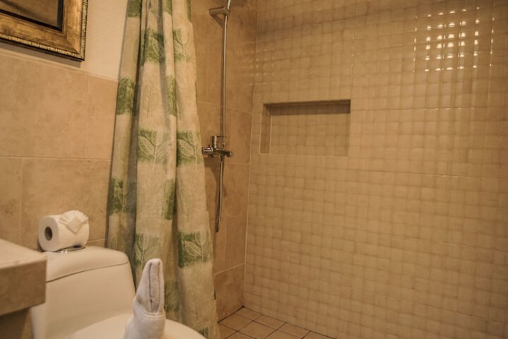 Room 26 of 29