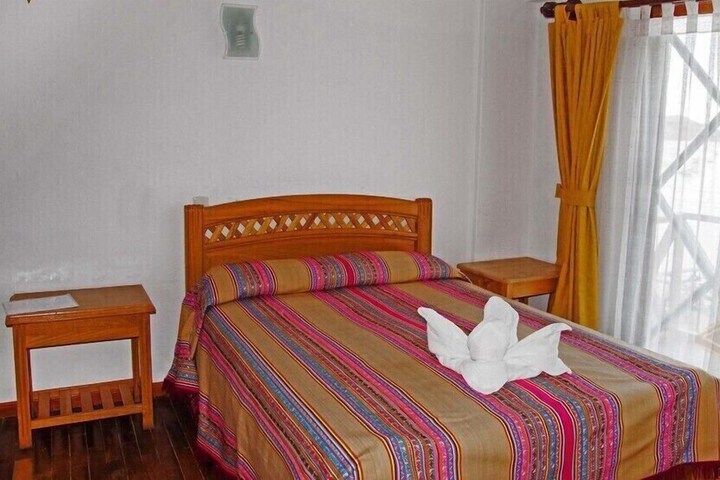 Room 5 of 19