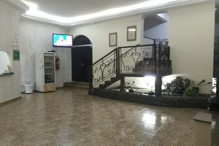 Room 62 of 98
