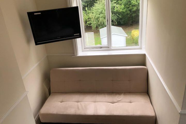 Room 7 of 38