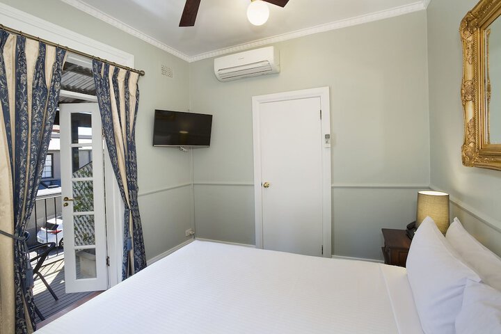Room 37 of 88