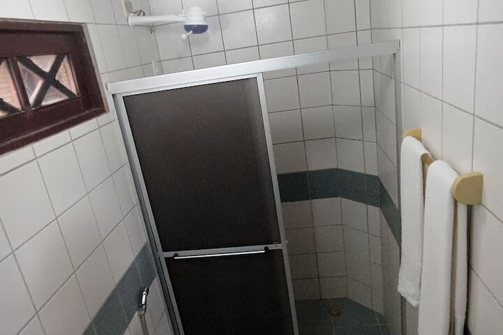 Room 32 of 45