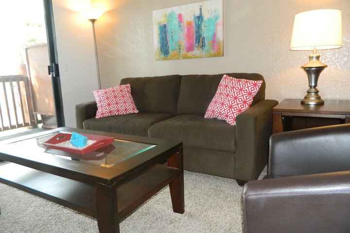 Room 16 of 25