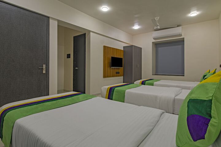 Room 17 of 31