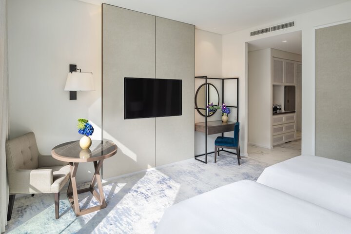 Room 6 of 57