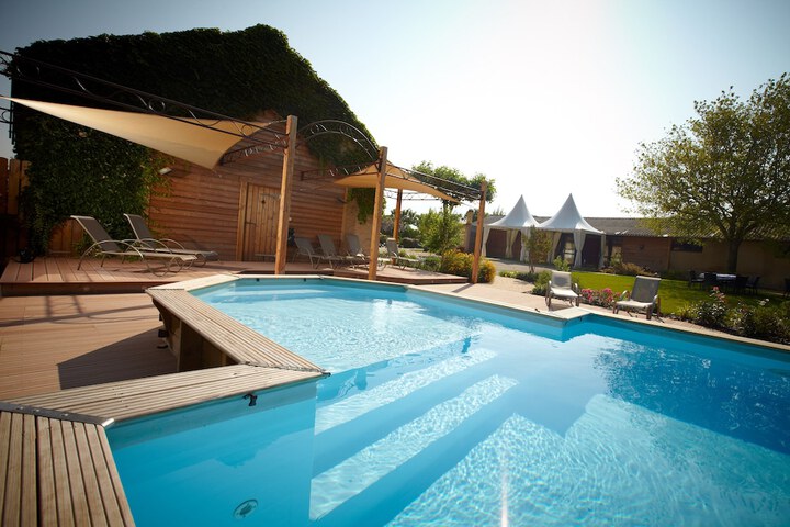 Pool 134 of 160