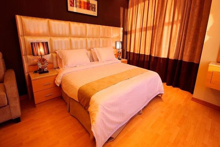 Room 3 of 5