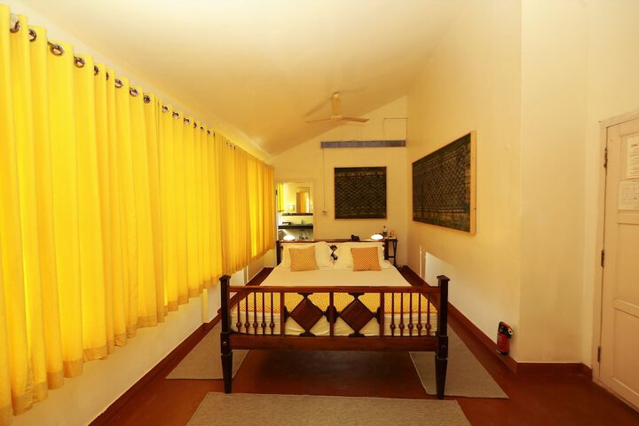 Room 6 of 24