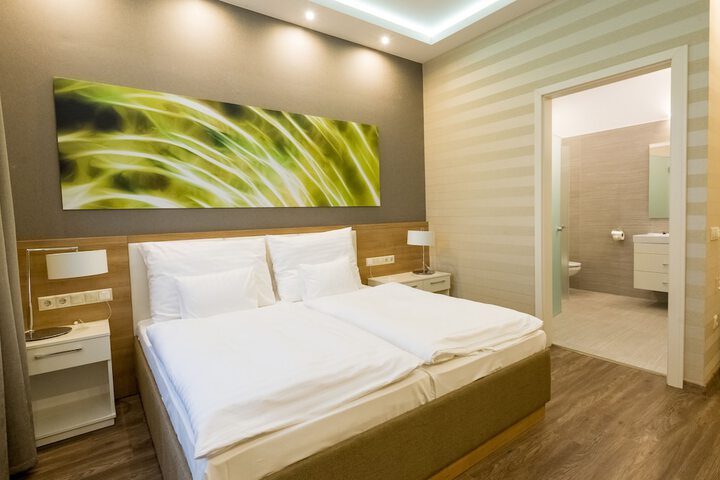Room 5 of 46