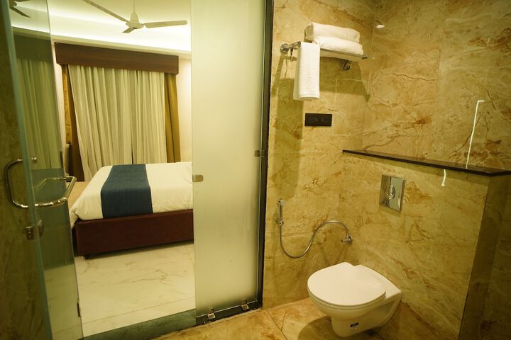 Room 87 of 111