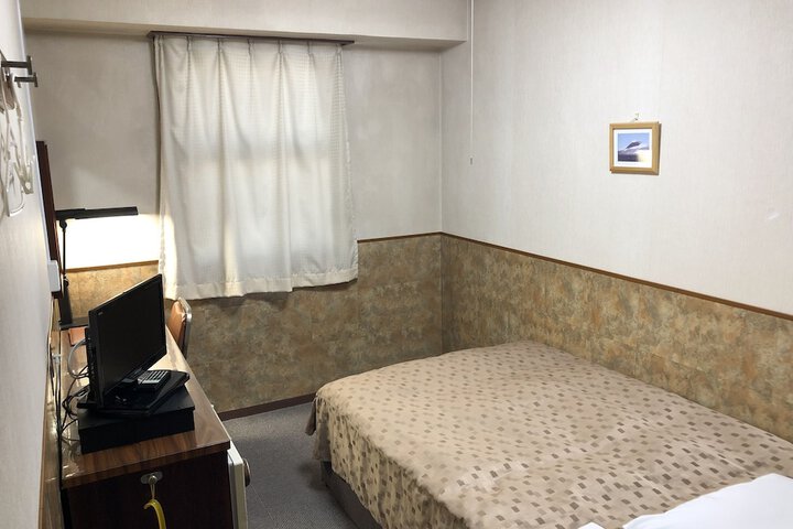 Room 5 of 71