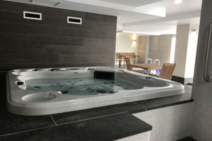 Spa 15 of 18