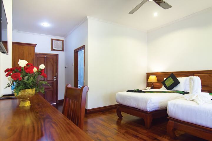 Room 13 of 61
