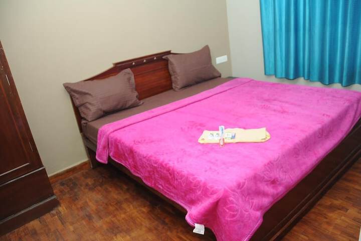 Room 7 of 26