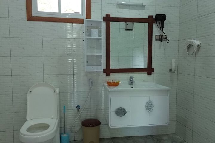 Room 15 of 23