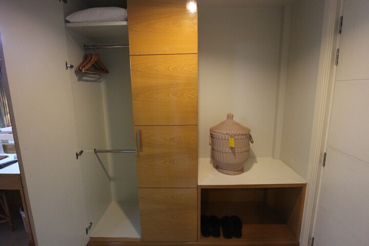 Room 29 of 66