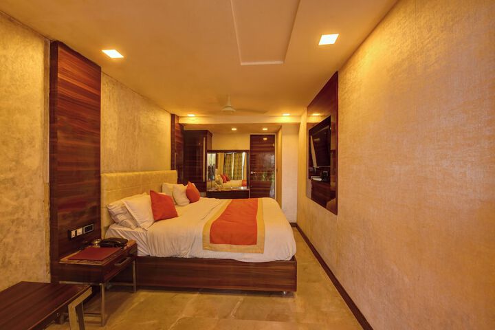 Room 57 of 131
