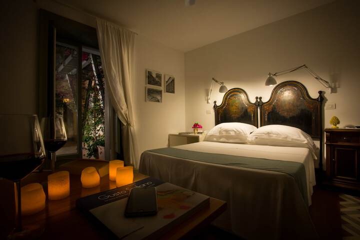 Room 7 of 15