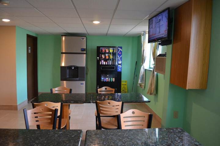 Hotel Interior 6 of 41