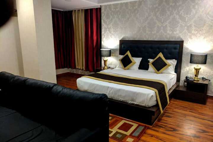 Room 19 of 52