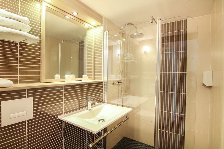 Bath Interior