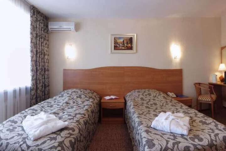 Room 18 of 116