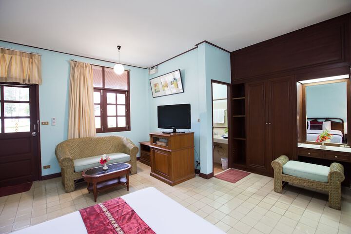 Room 15 of 51