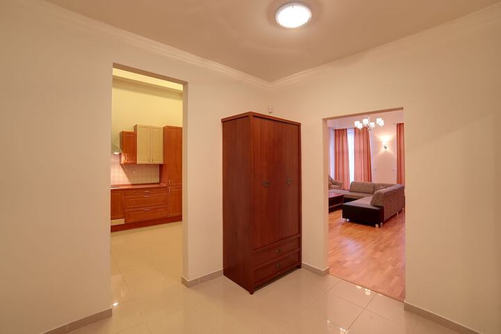 Room 14 of 51