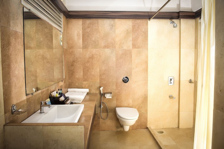 Clean Restrooms
