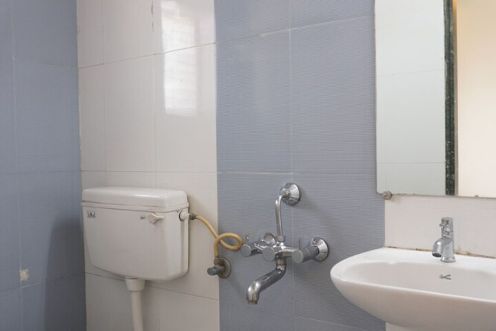 Clean Restrooms