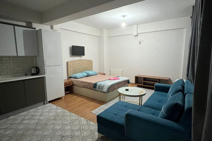 Room 9 of 17