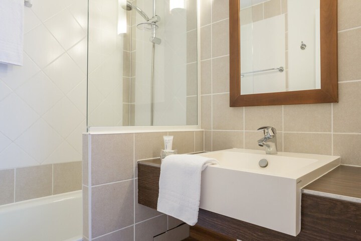 Bath Interior