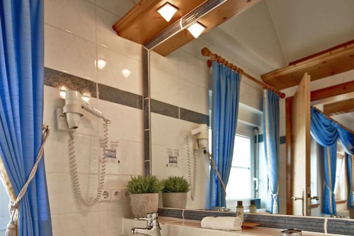 Clean Restrooms