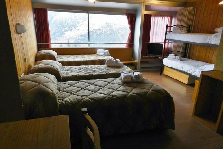 Room 13 of 47
