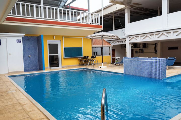 Pool 24 of 78