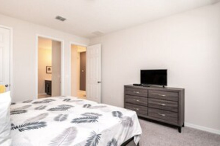 Hotel 64 of 85