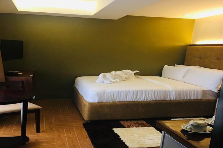 Room 10 of 63