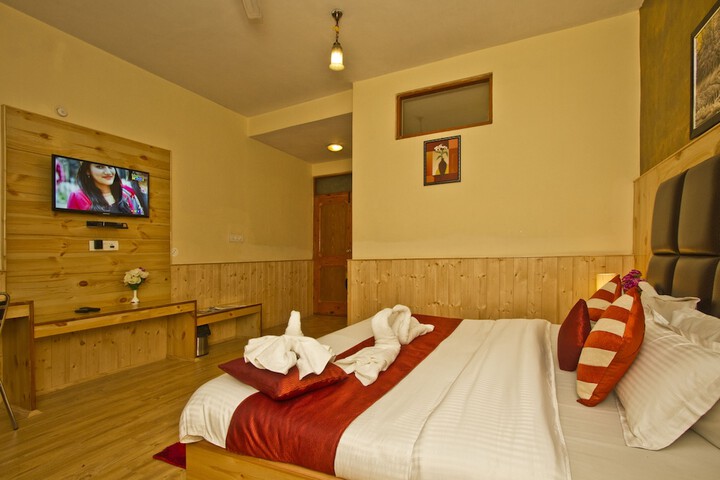 Room 3 of 11