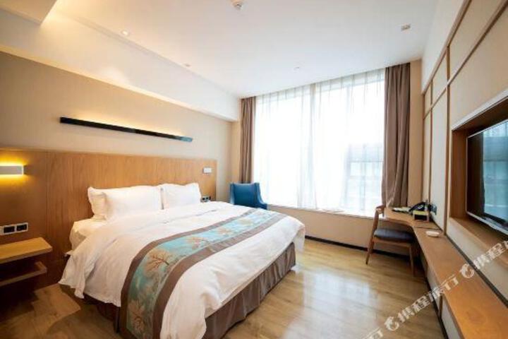 Easetel Hotel（Qingdao Agricultural university subway station）