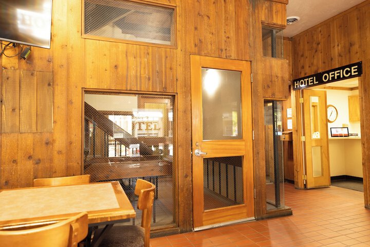 Breakfast/Coffee Service 15 of 19