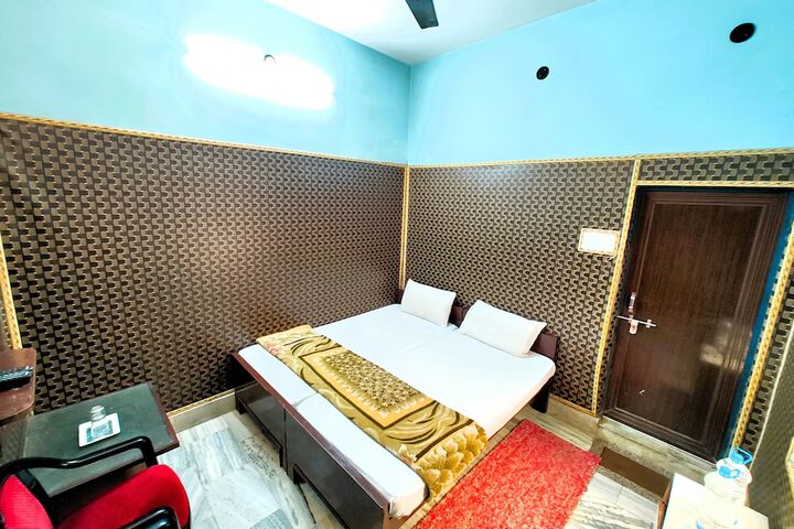 Hotel Teerth Guest House Varanasi