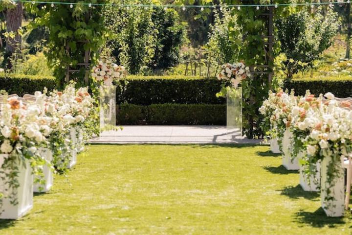 Indoor wedding