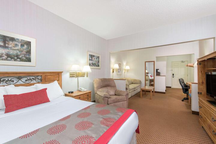 Room 17 of 22