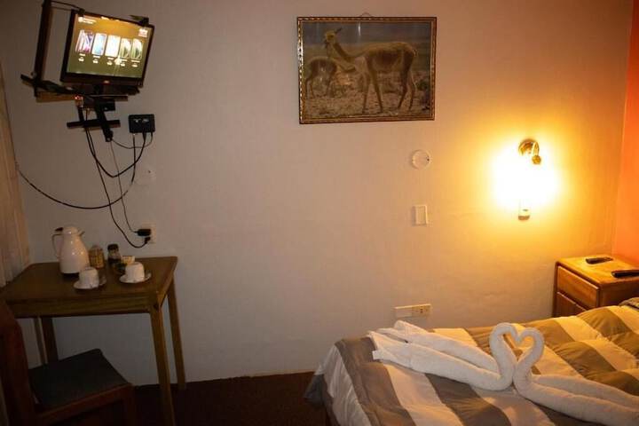 Room 32 of 65