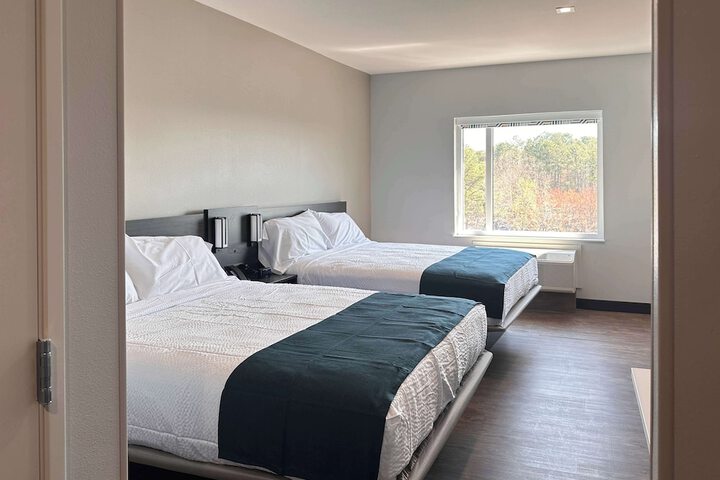 Room 13 of 31