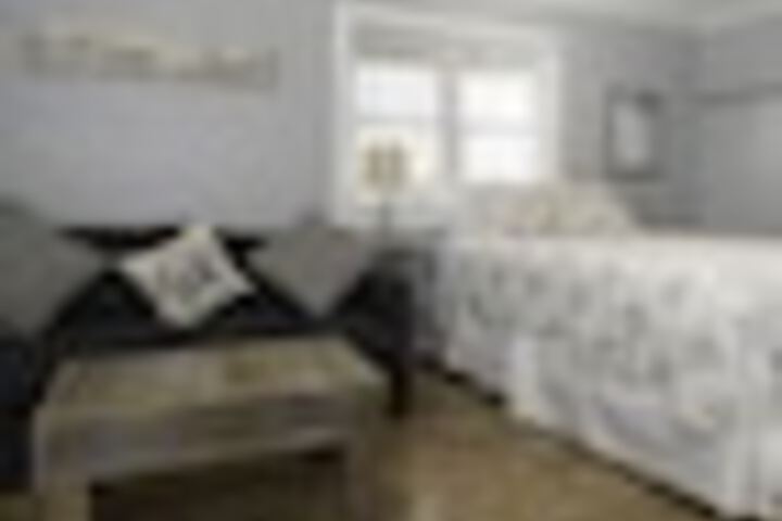 Room 158 of 384