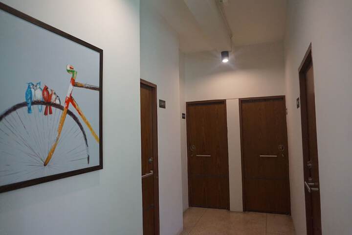 Ballroom/Hall 44 of 52